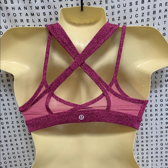 Lululemon exercise bra in pink - Picture 2 of 2
